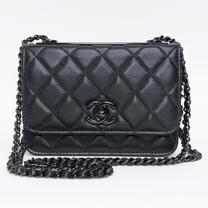 CHANEL シャネル マトラッセ チェーンウォレット ブラック AP1762