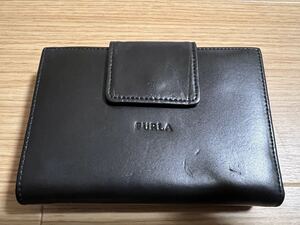 FURLA フルラ 二つ折り財布 レザー ブラック 黒 中古