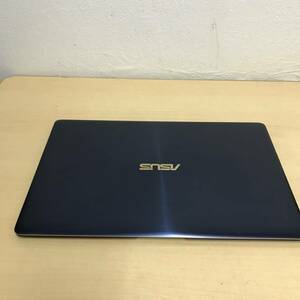 ASUS ZEENBOOK UX390U- Intel Core i5- 7G - 238