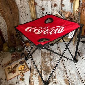 ≫Coca-Cola コカコーラ*フォールディング ビーチ テーブル*ドリンクホルダー ×2*コンパクト 折り畳み*BBQ キャンプ アウトドア 海 川