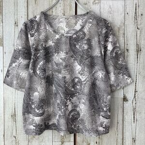 ☆Jurianne☆美品☆Tシャツ M～L 半袖 グレー 総柄 ボタニカル レディース カットソー Uネック クルーネック トップス [送料無料] p3151