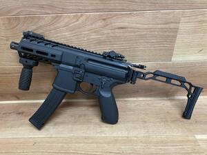 ９６　簡単動作確認済み　メーカー／品番　詳細不明　「APFG　SIG SAUER　シグ ザウエル　MPX-K」？？　ガスガン