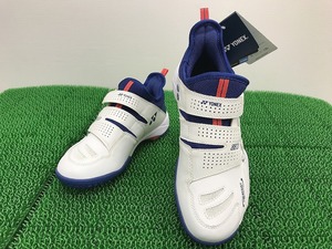 【未使用】 ヨネックス YONEX タグ付き超極美品 バドミントンシューズ24.5ｃｍ パワークッション88ダイヤル 部活動 運動部 靴