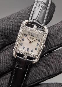 中古美品 箱あり エルメス HERMES ケープコッド CC1.293 ダイヤベゼル K18 WG 750 ホワイトシェル文字盤 レディース クオーツ 腕時計