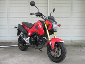 グロム 28756km JC61 レッド 2013年 オイル交換 インジェクション 配送手配します GROM