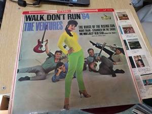 ★ペラジャケ　赤盤　LP　ベンチャーズ　THE VENTURES/WALK,DON