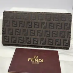 新品同様‼️ フェンディ　FENDI 財布　二つ折り　長財布　ズッカ柄