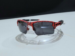 正規品 新品 偏光レンズ2枚付き OAKLEY FLAK 2.0 XL オークリー フラック Black Ruby Polarized ブラック ルビー ポラライズド サングラス