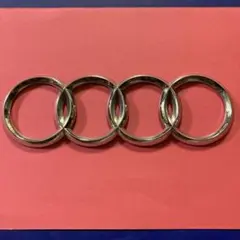 AUDI ブランドエンブレム