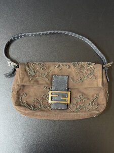 FENDI　フェンディ　マンマバケット　ショルダーバッグ　ブラウン