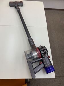 dyson コードレスクリーナー　V7slim