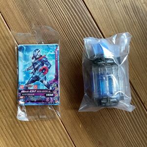 ユニクロ×仮面ライダービルド　特典　マグネットフルボトル・ ガンバライジングカードセット　新品