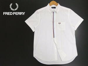 ■FRED PERRY■半袖シャツ 白 Sサイズ ボタンダウン ライン入り前立て フレッドペリー