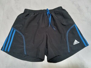 adidas アディダス 短パン ショートパンツブラック　黒　response 小銭入れ付き　メンズＭ ハーフパンツ ランニングパンツ