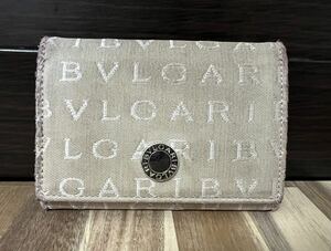 【送料無料】 BVLGARI ブルガリ 名刺入れ カードケース キャンバス ロゴマニア 二つ折り　状態考慮品　コインケース　小銭入れ