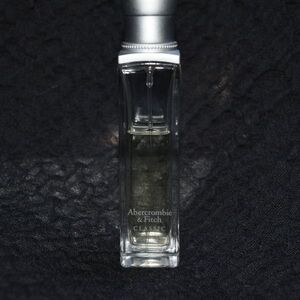 ★アバクロンビー&フィッチ★ abercrombie fitch classic　　オードトワレ 　香水　中古　30ｍL　70％位