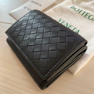 大人気！極美品！送料込み！ BOTTEGA VENETA ボッテガヴェネタ　 コンパクトウォレット ミニ財布 三つ折り フラップウォレット イントレ