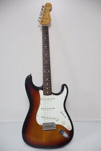 Fender フェンダー Stratocaster ストラトキャスター エレキギター 弦楽器　 Japan 手渡し可能