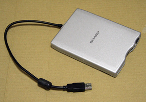 ☆シャープ・USB接続・フロッピ－ディスクユニット・CE-FD05・中古・おまけFD付☆