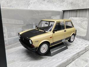 ソリド 1/18 AUTOBIANCHI A112 ABARTH