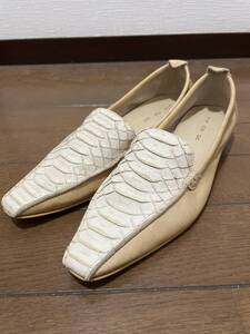 ZEN Pied de chat gris Flat Shoes ゼン　ピエドシャグリ　フラットシューズ　size 23.5㎝　オリジナル箱