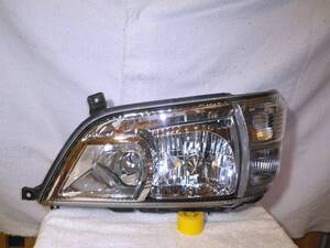 V54 美品 ステー破損ナシ 24V HID 打刻39 ダイナ デュトロ XZU700系 左ヘッドライト 左ライト 37-10 81185-37390