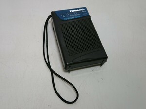 管理1351 Panasonic パナソニック AM ポケットラジオ R-1005 通電確認済み ジャンク