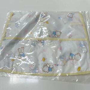 ファミリア　familiar☆新品　お食事用エプロン　スタイ☆