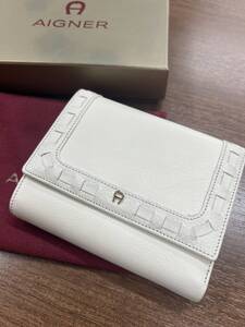 【美品】AIGNER アイグナー/サイフ 財布 三つ折り 小銭入れ有 ホワイト系 使用回数少 レディース 箱◆管No4496 