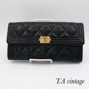 CHANEL 美品　シャネル　キャビアスキン　ボーイシャネル　長財布　ブラック