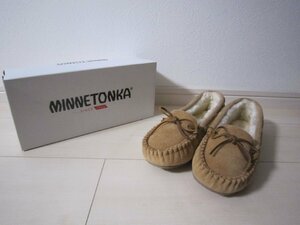 未使用 MINNETONKA ミネトンカ Cally キャリー ファー モカシン フラット シューズ #4011 シナモン レディース 7W 24cm