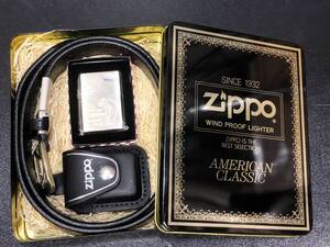 未使用 ZIPPO LIGHTER ジッポライター 1995年製 ベルト&レザーケースセット 缶ケース付き 着火未確認 喫煙グッズ 喫煙具 現状品 CA086060