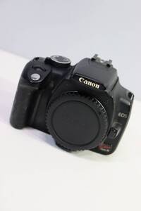 CANON キャノン EOS Kiss Digital N DS126071 ボディ カメラ ジャンク 現状品 動作未確認 (R610