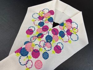 ▼三作▼送料無料　税込即決　豪華刺繍　ちりめん半衿　Ｄ250