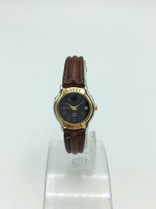 S123△【QZ/不動品】腕時計 GUCCI グッチ 8200M 000-550 クォーツ 3針 デイト 黒系文字盤 コンビカラー 現状品