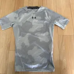 Under Armour 迷彩柄 Tシャツ Mサイズ