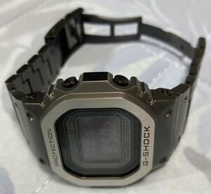 カシオG-SHOCK フルメタル マルチフィニッシュドブラック GMW-B5000MB-1JF