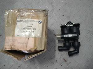 新品！ BMW純正 E32 735i/750i 7シリーズ ヒーターバルブ 1147412044 E34 