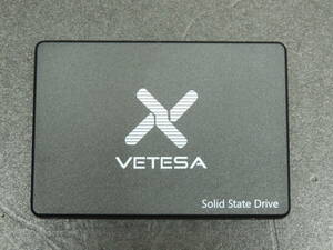 【検品済み/使用130時間】VETESA SSD 256GB 管理:マ-45