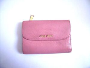 $ 美品 $ レア！■ ミュウミュウ ■ miumiu ■ マドラス 本革 レザー製・ Ｌ字ファスナー ３つ折り 財布 ■ ストロベリーピンク■ 送料無料