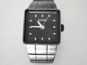 稼働 良品 ニクソン QZ THE QUATRO スクエア 黒文字盤 メンズ腕時計