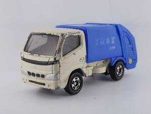 トミカ トヨタ ダイナ 清掃車 2006年No.45　《ミニカー 車 自動車 おもちゃ レア 絶版 まとめ 大量 セット》トラック ⑤