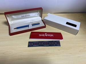 B 0598 B-1 SHEAFFER シェーファー　クリップノック式　黒ボールペン　青　ゴールド　筆記確認済み　箱付き