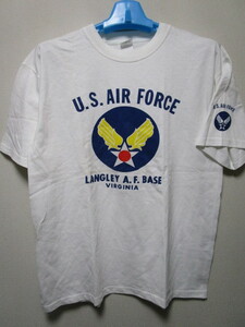 U.S.AIR FORCE LANGLEY A.F.BASE プリントＴシャツ・Ｍ（エアフォースマークミリタリーTシャツアンビルanvil製世田谷ベース好きに）