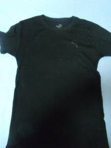 プーマ丸首　半袖シャツ　　サイズ・150　　黒