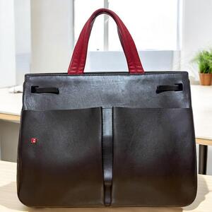 【極美品】Bally レザー トートバッグ ユニセックス 金具ロゴ ビジネス