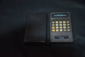 昭和レトロ｝OMRON オムロンの古い電卓 ELECTRONIC CALCULATOR 850SD　　　　（１３）