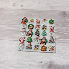 クリスマス　光るブローチ　ピンバッジ　光るおもちゃ　飾り物　かわいい　ギフト