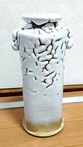 Japanese Modern Flower Base vintage Vase 萩焼 花瓶 椿秀窯 萩焼 志梅花皮花入れ 萩陶苑 花器 花器 花瓶 和風 花生 生け花 華道 花道具