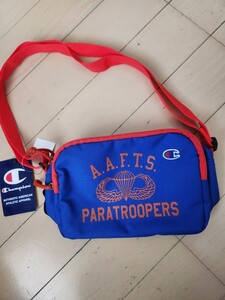 ☆新品未使用　チャンピオン　Champion　ショルダーバッグ☆